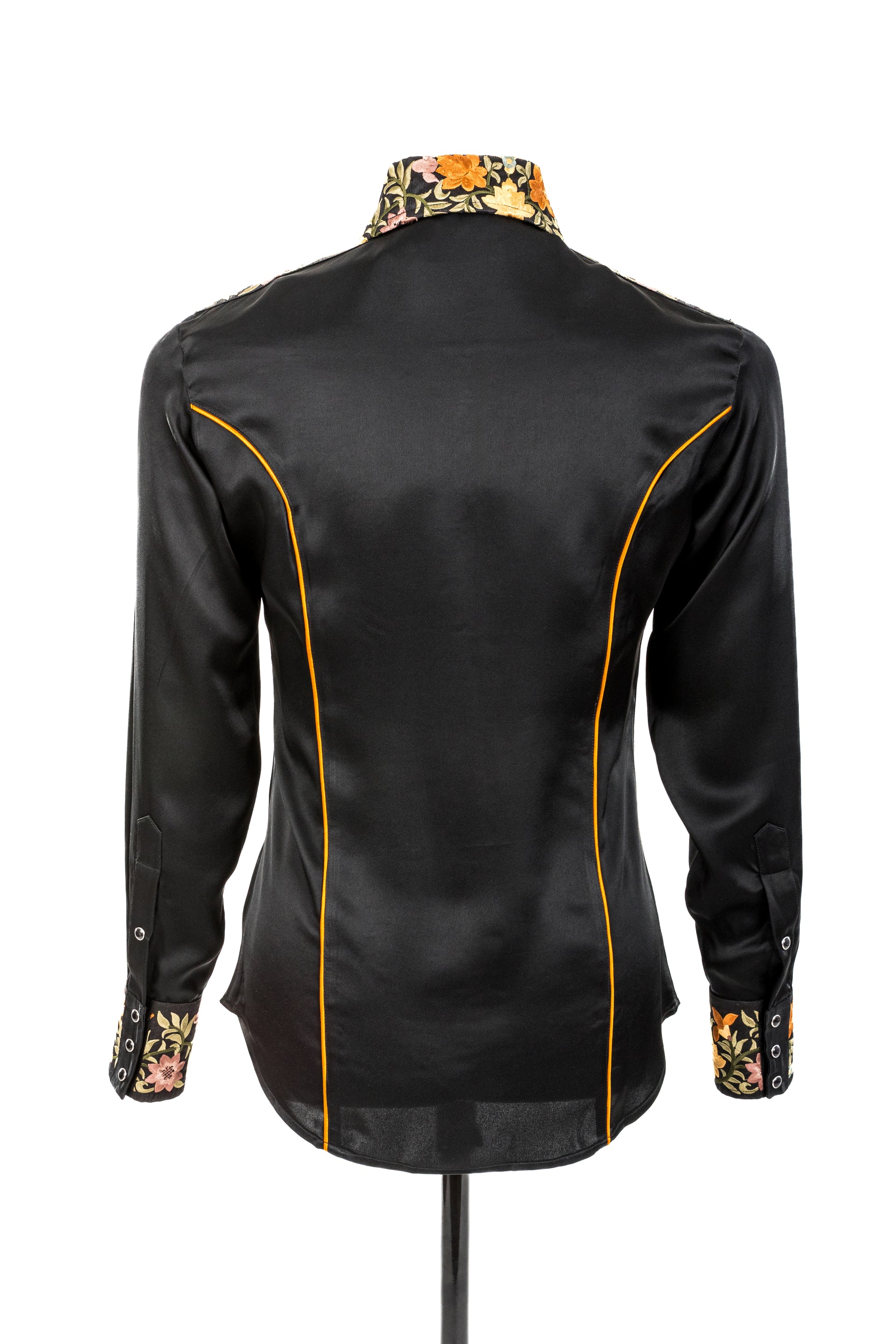 Embroidery & Pipping Show Blouse